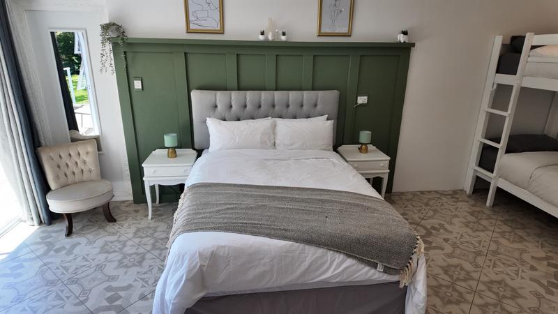6 Bedroom Property for Sale in Rheenendal Western Cape